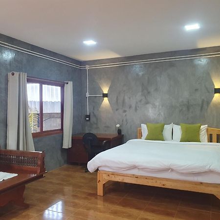 Mind'S Homestay มายด์โฮมสเตย์ Kampong Huaibu Exterior photo